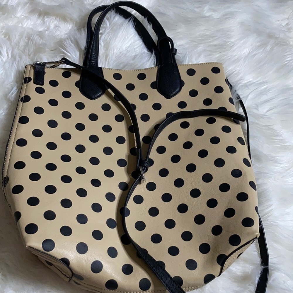 Women’s polka dot hand bag 14 inch”
